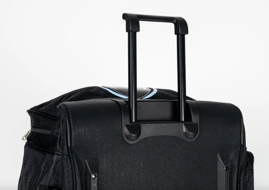 Hokejova taška Hockey Bear Wheel Bag Upgraded junior černá-modrá